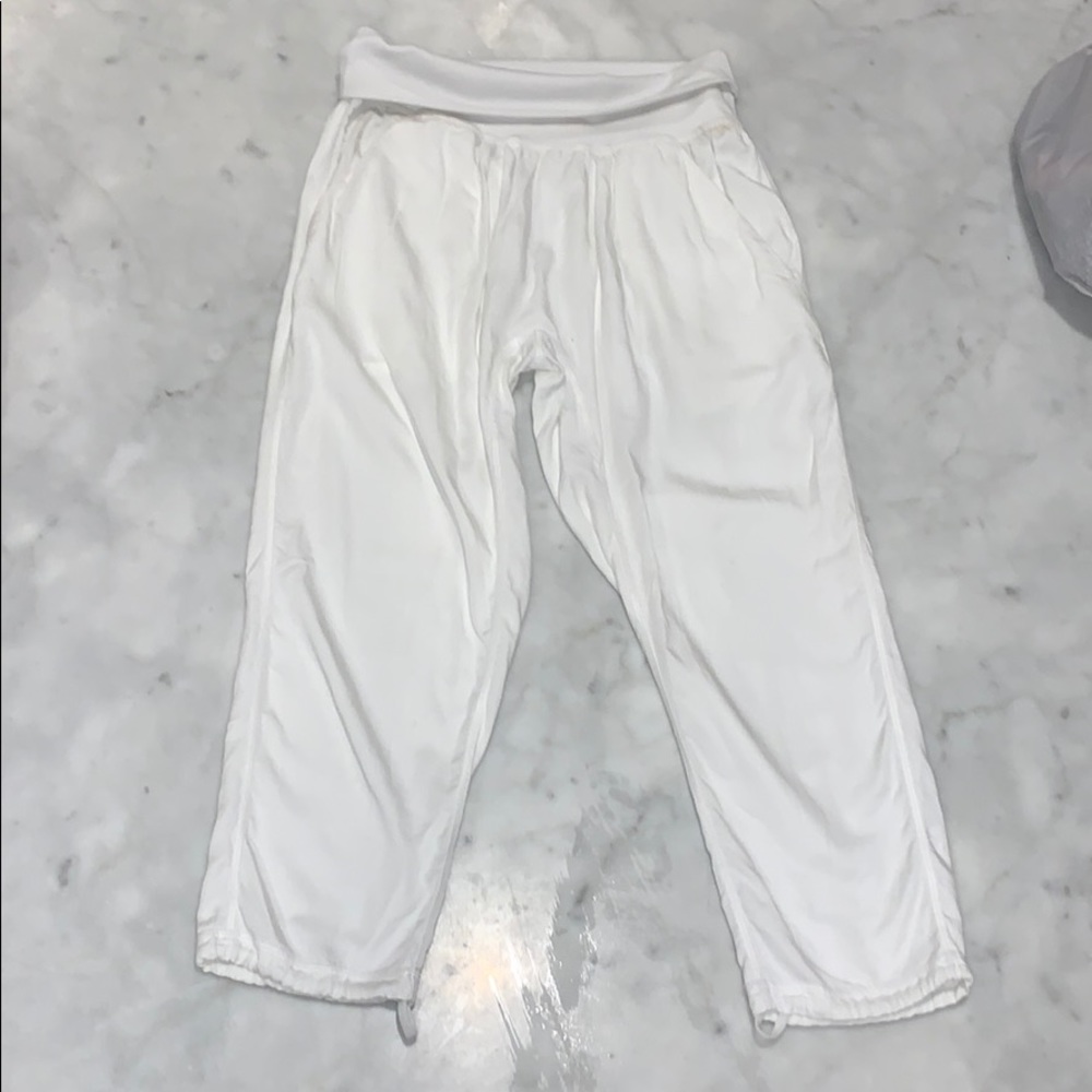Cropped pants